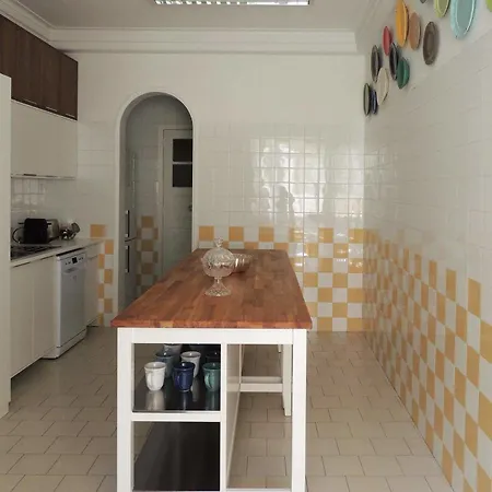 71 Castilho בית הארחה