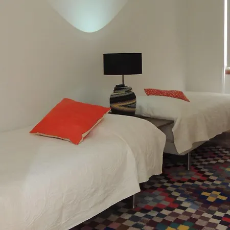 71 Castilho Гостевой дом 3*